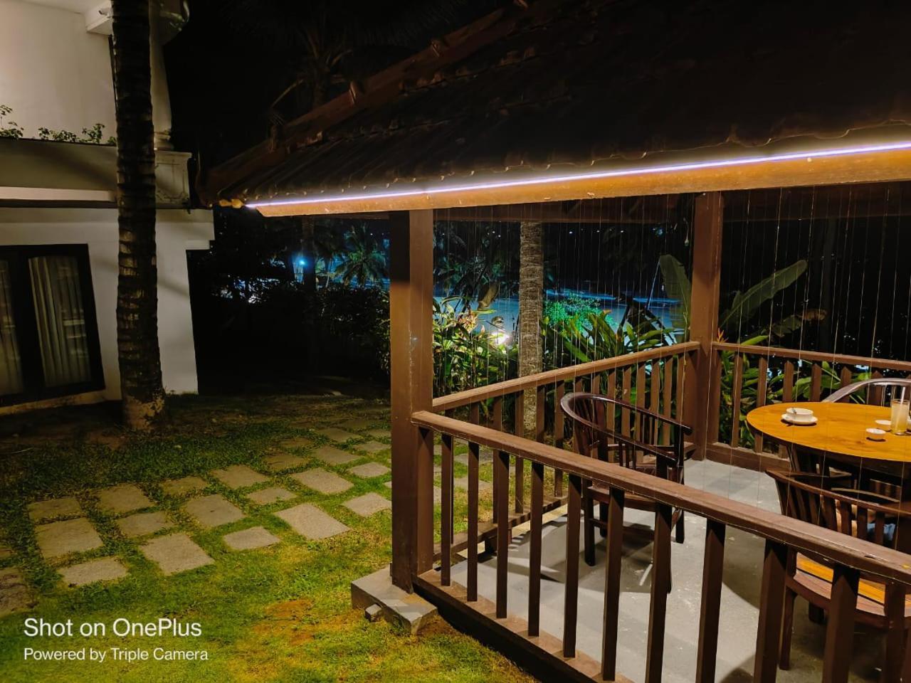 Getaway Beach Resort Ковалам Екстер'єр фото